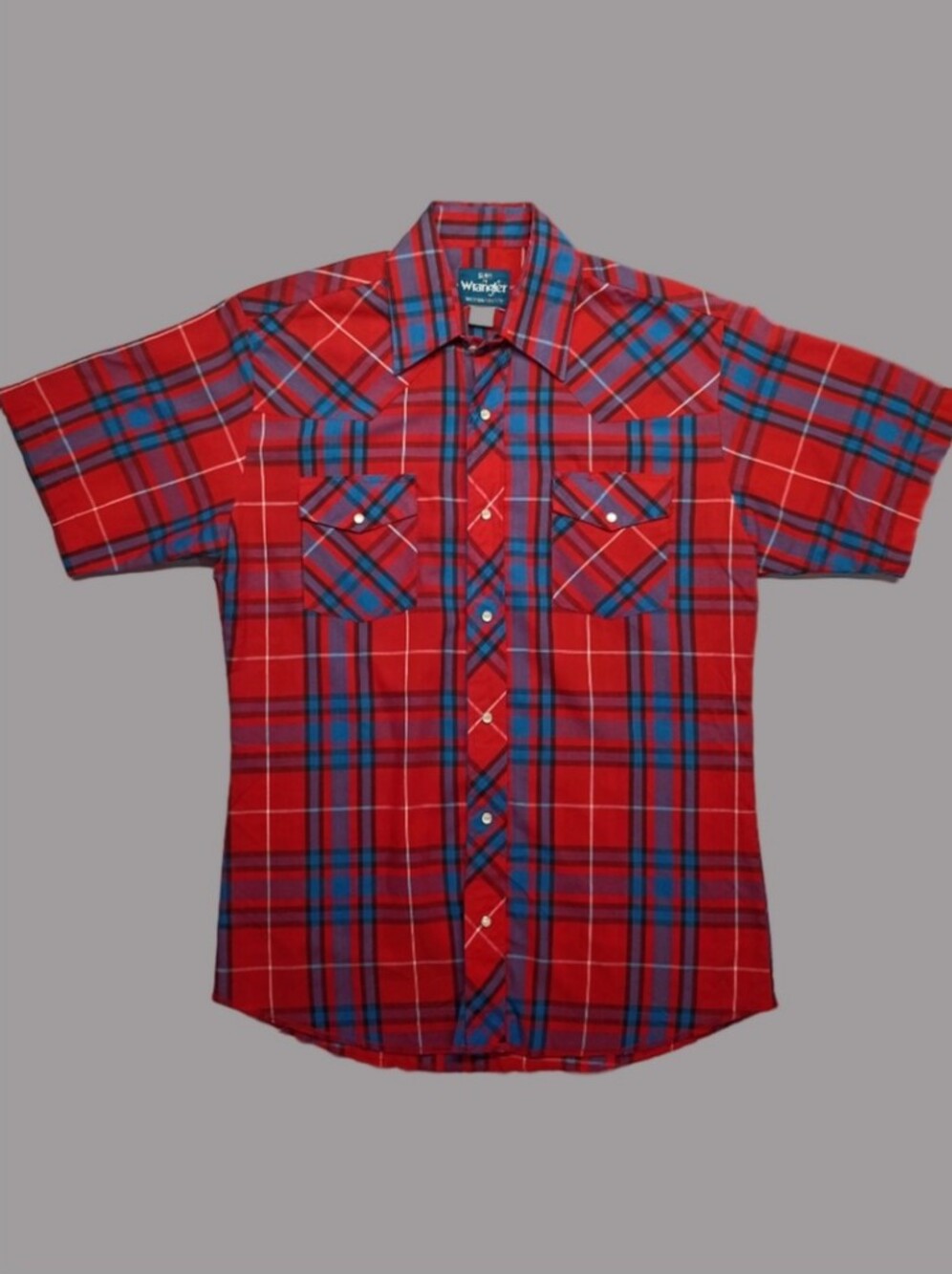 Vintage Wrangler R + B Western Plaid Short-Sleeve Button-Down Shirt ♥️💙 Medium